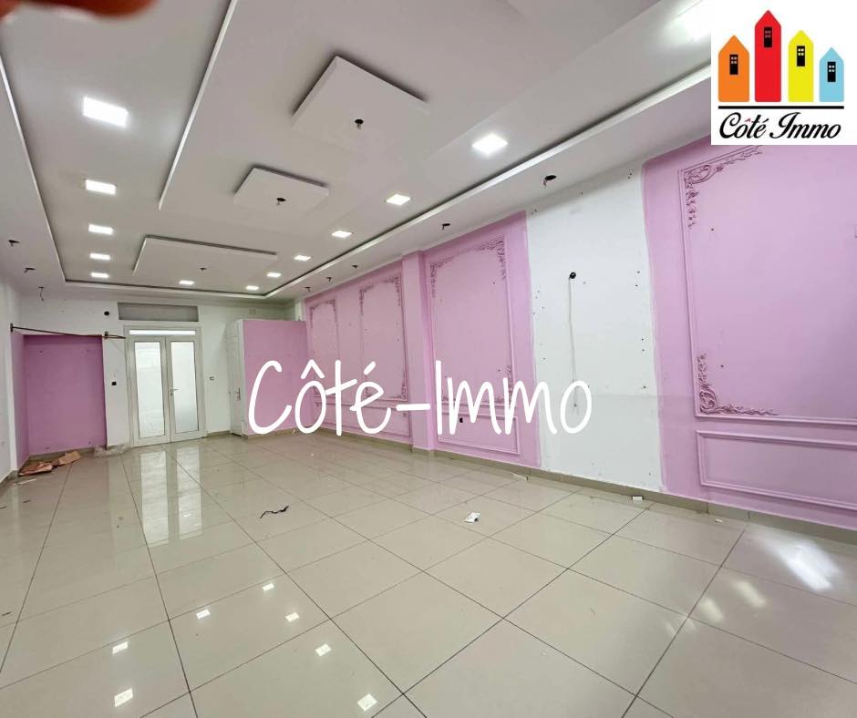 Local commercial à Ezzahra