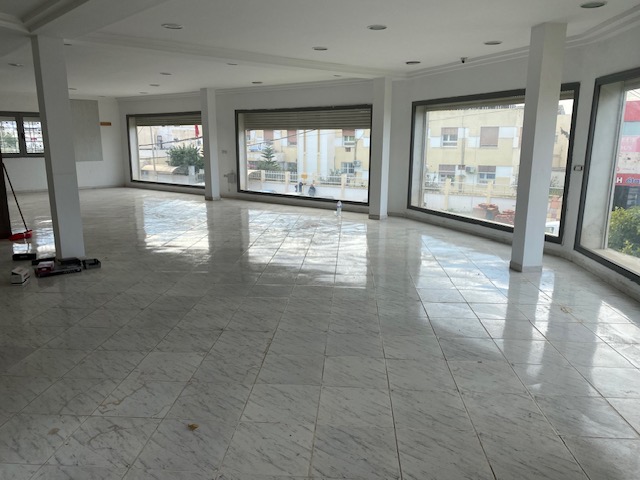 Local commercial à Ezzahra – Vente Fond de Commerce ou Location Gerance Libre