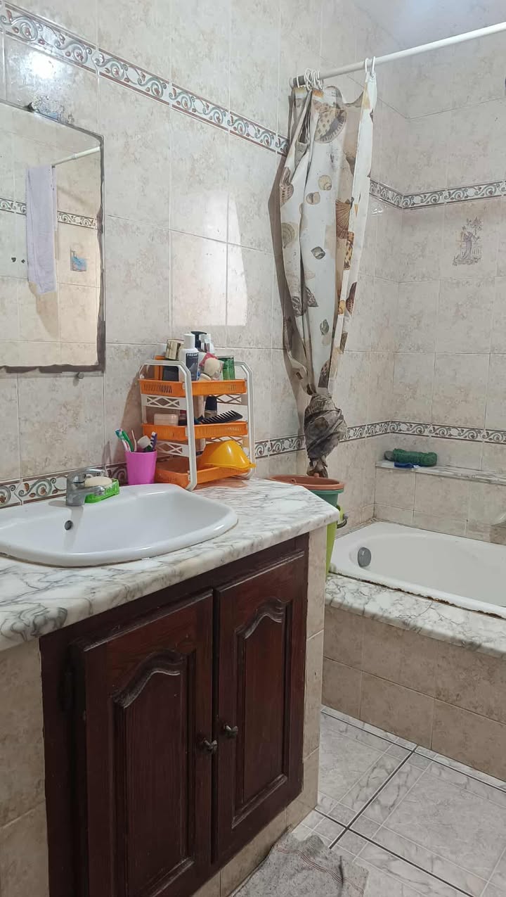 733463_20250822_174148