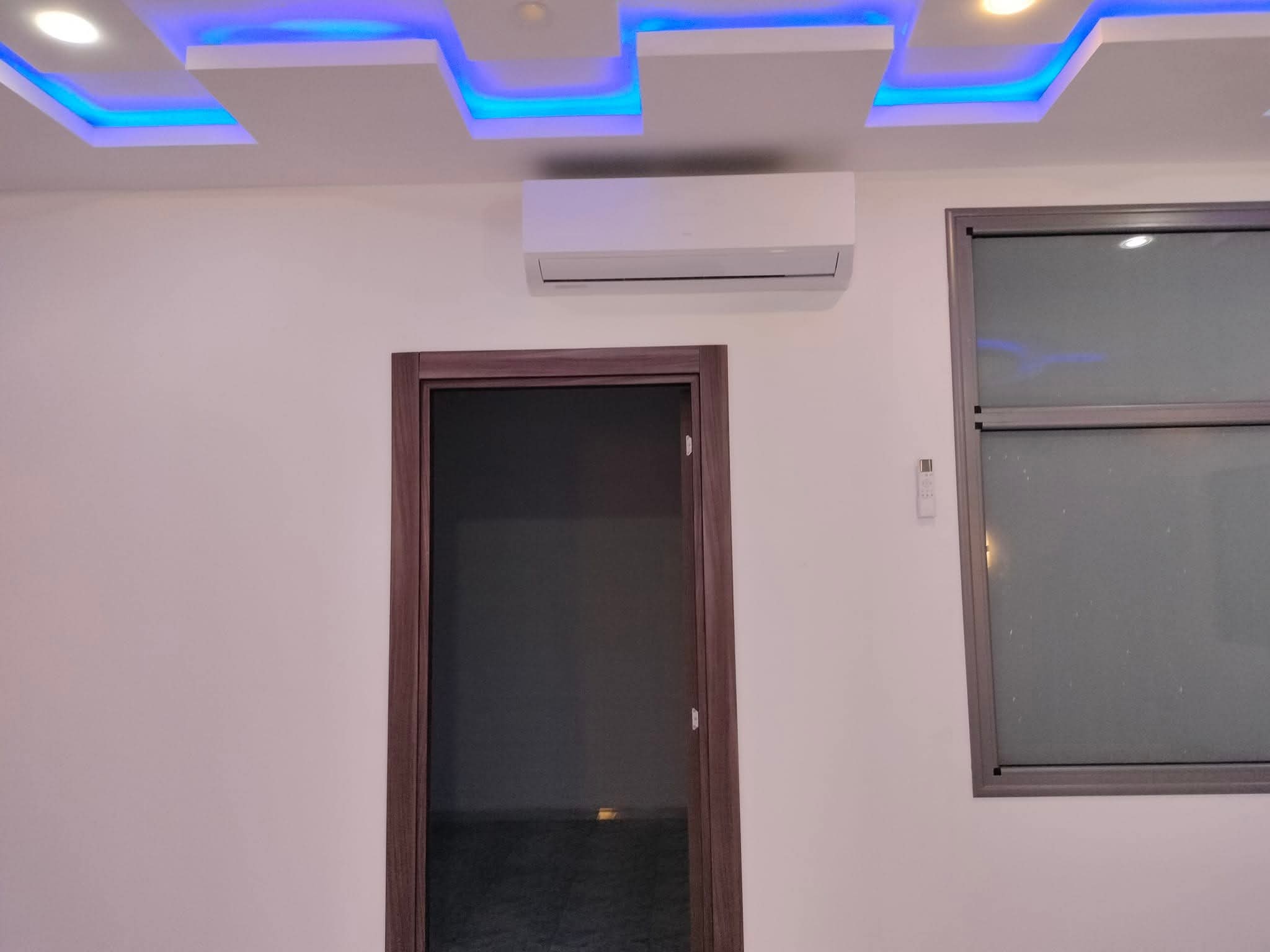 1000026761
