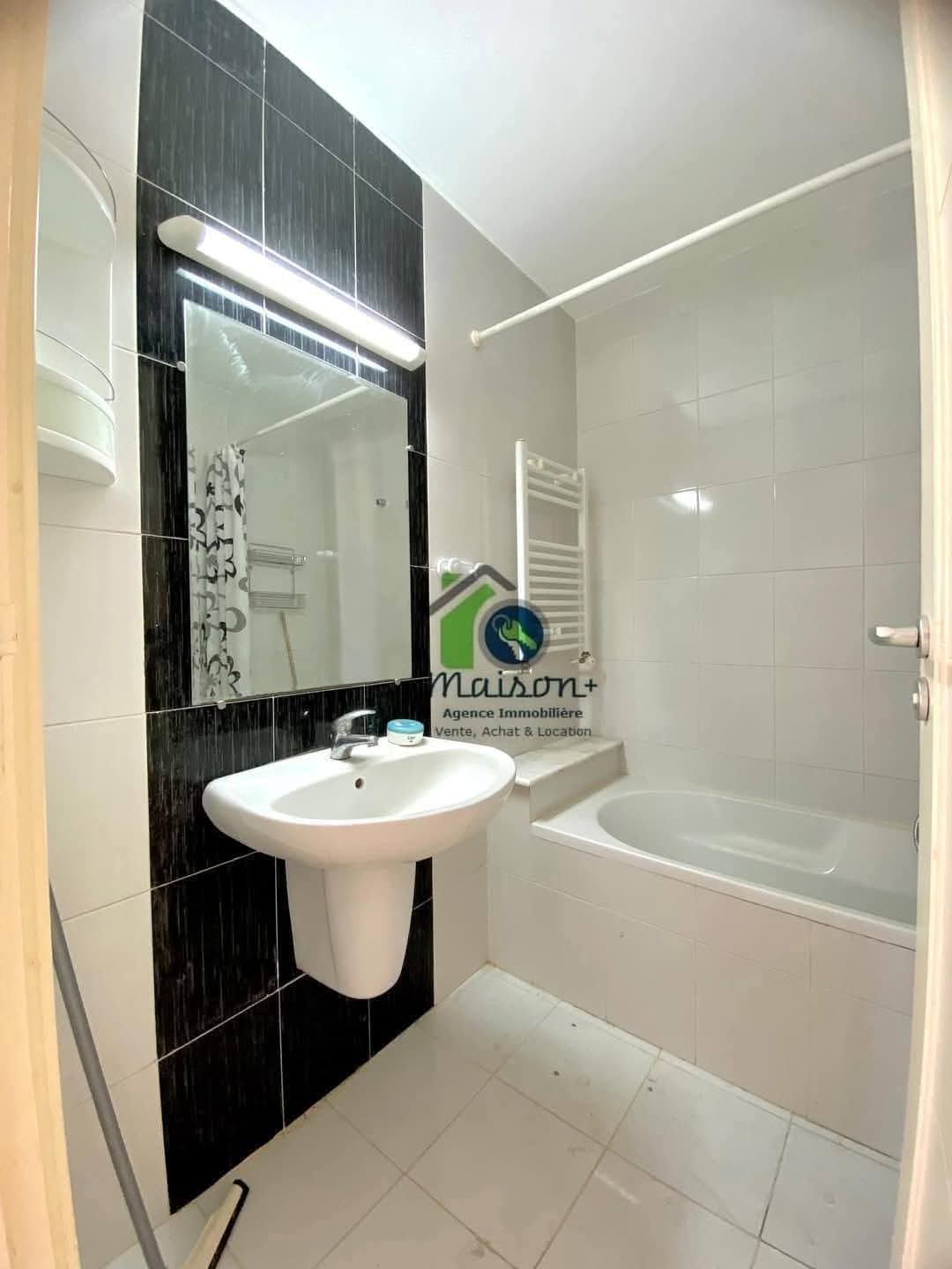 630107_20251005_201442