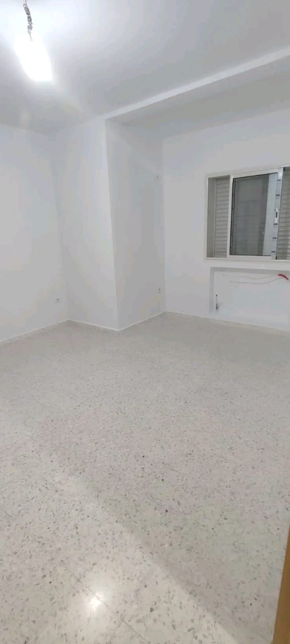 700241_20251009_154659