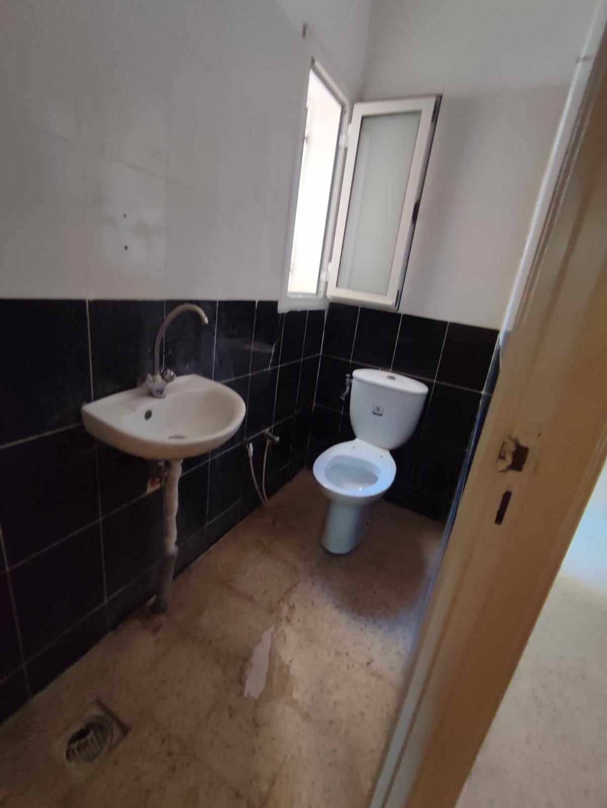 700241_20251201_131559