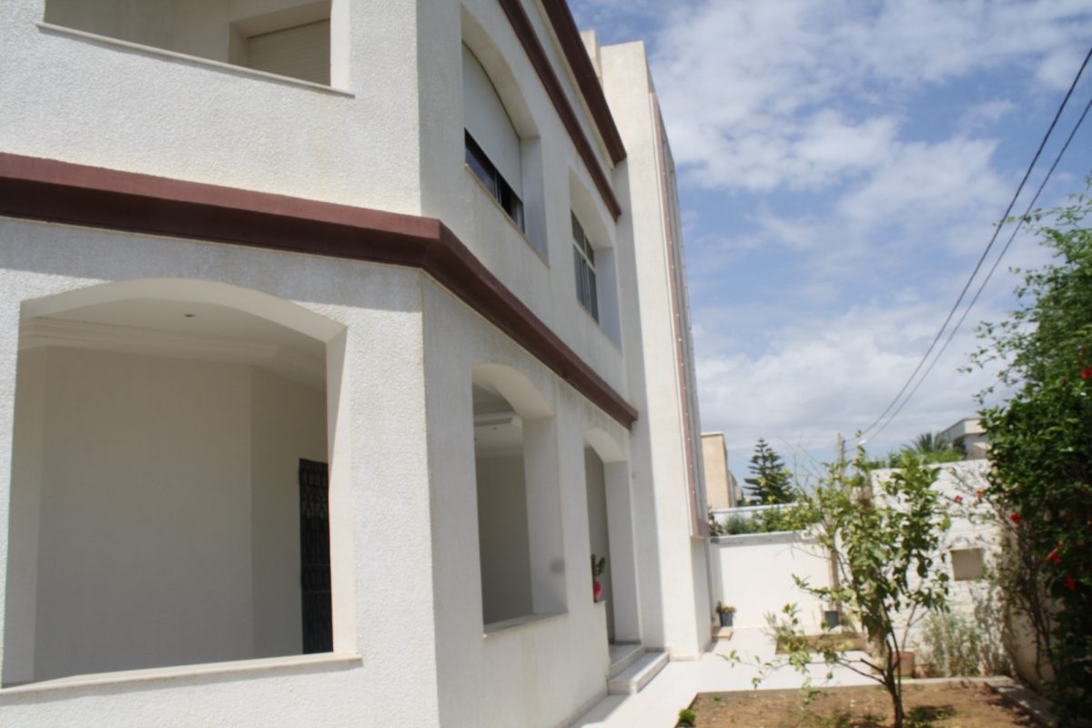 Gps villa plus étage dedeux appartements