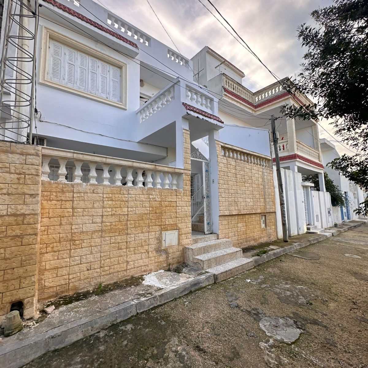 Maison sur 3 niveaux a Vendre